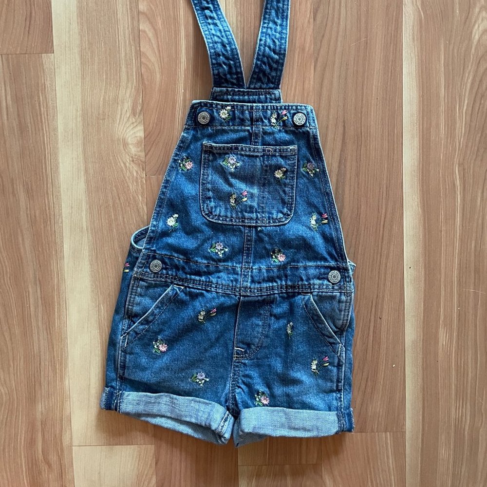 Gap Kids Flower Applique Overall Shorts - Size 3T